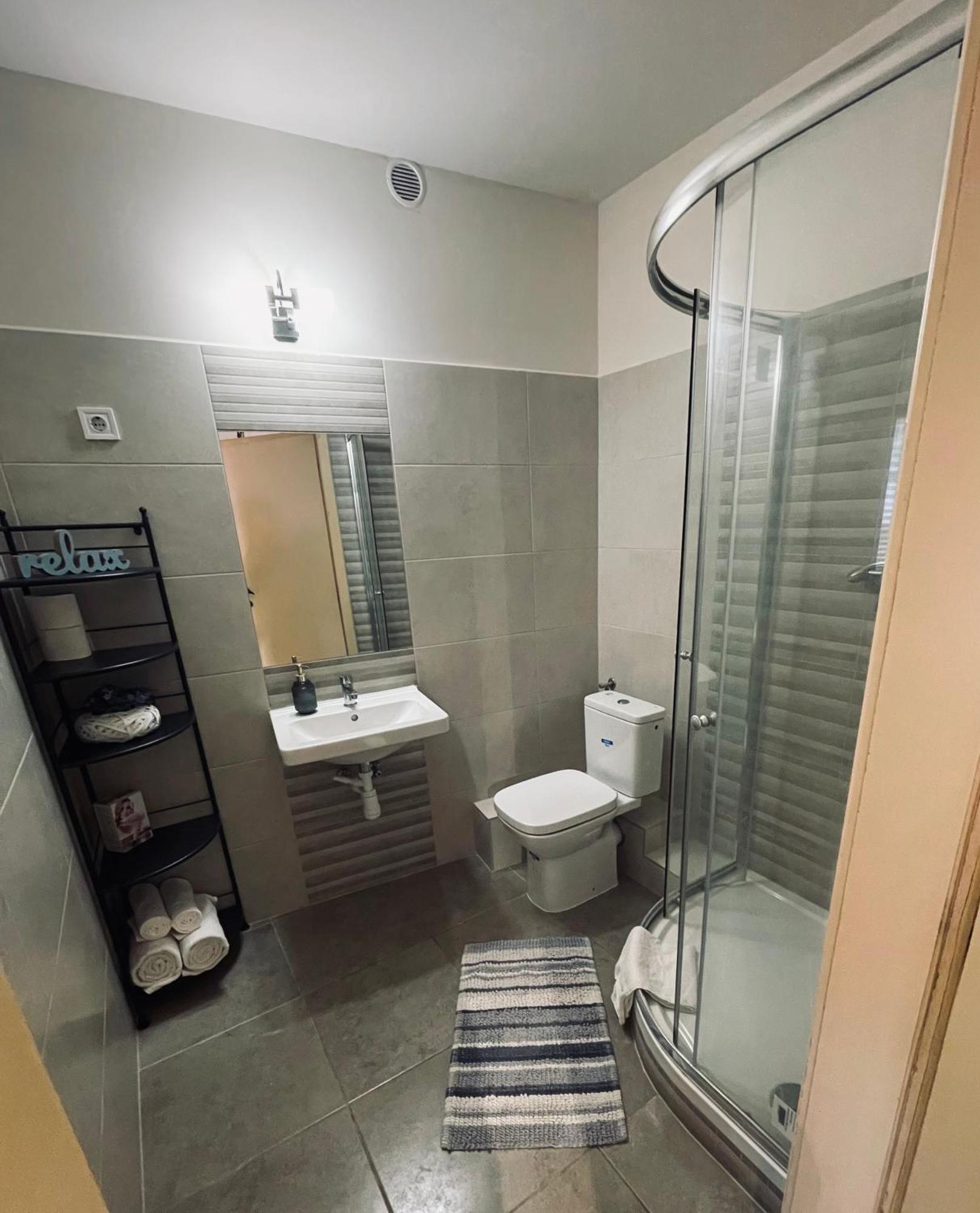 Downtown Apartments Deluxe Győr Esterno foto